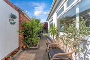 Photo 11- click for photo gallery